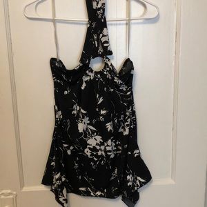 Black and white halter top size 1x